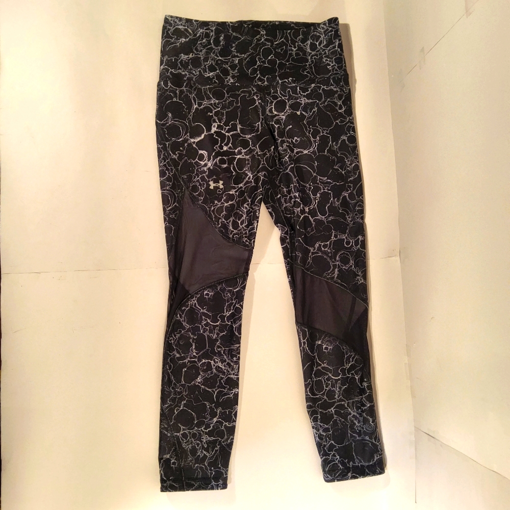 Under Armour Compression. Black with White design. Mesh Trim.